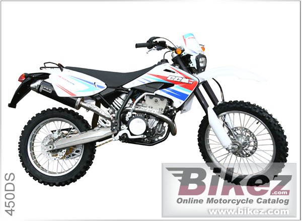 Big CCM 450 ds picture and wallpaper from Bikez.com